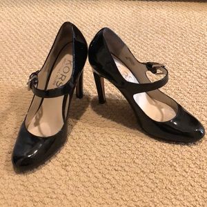 🌺🌺Michael Kors black shoes- size 8 M🌺🌺